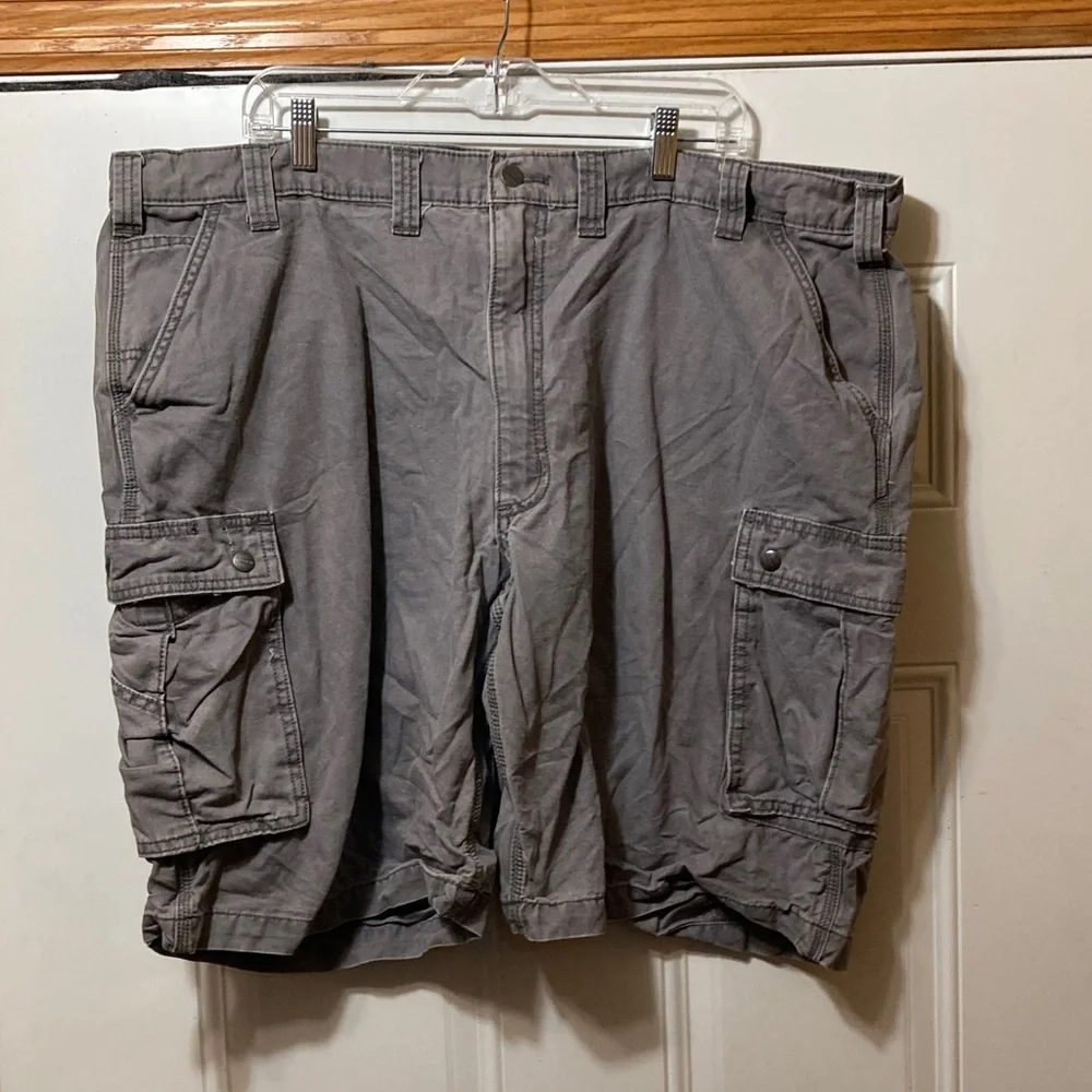 Carhartt Men's Gray Cargo Shorts 46‎